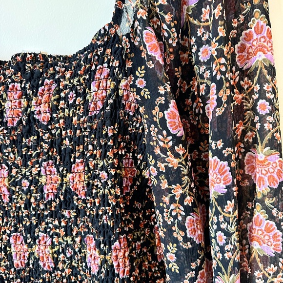 American Eagle Blouse - Picture 4 of 9